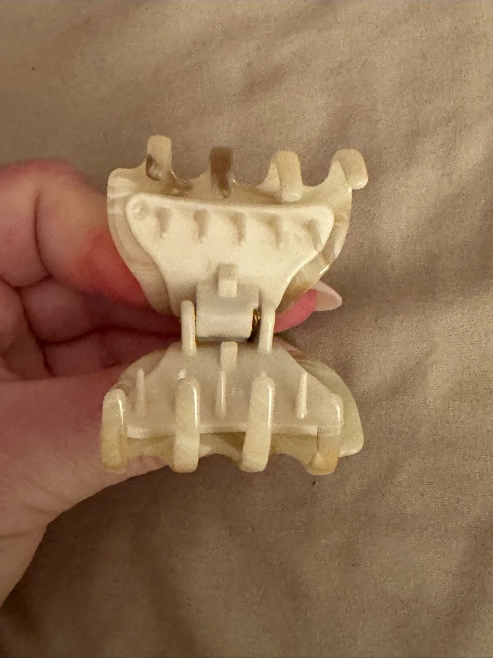 Crown Affair Claw Clip